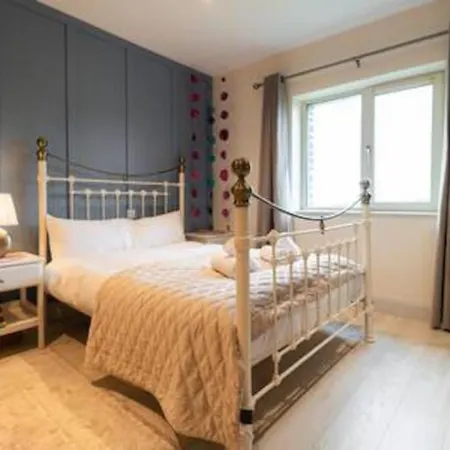 Panorama - 5 Star Luxury *