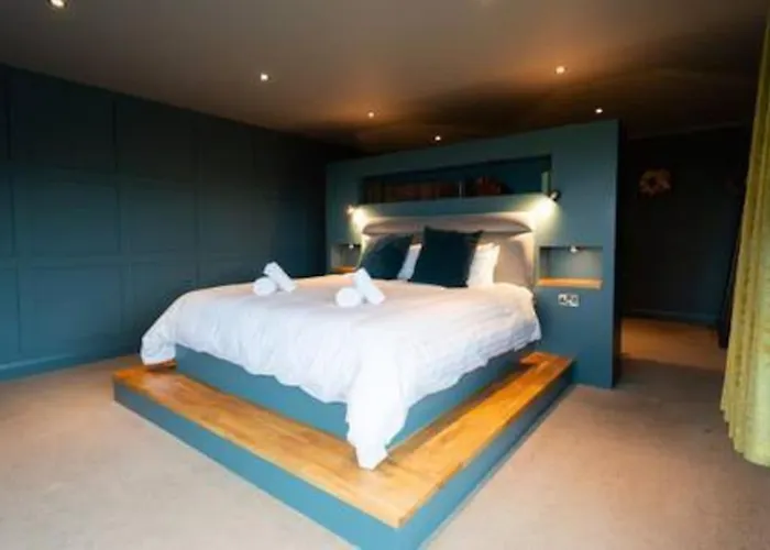 Panorama - 5 Star Luxury *