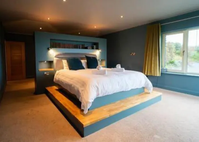 Дом отдыха Panorama - 5 Star Luxury Дингл