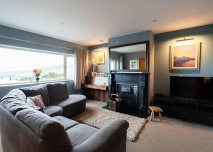 Дом отдыха Panorama - 5 Star Luxury Дингл