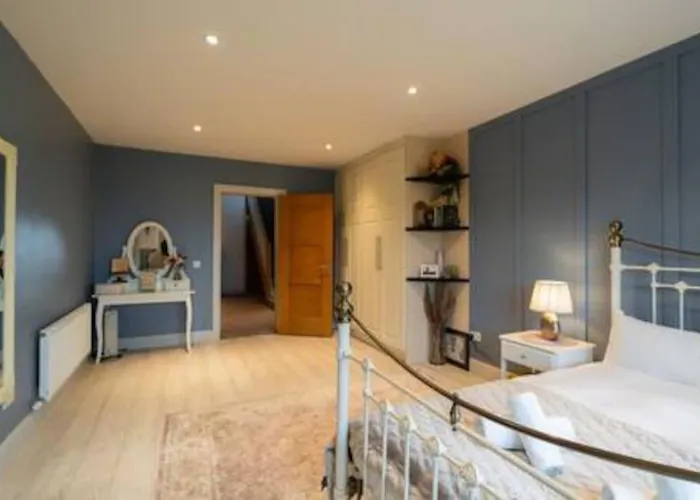 Panorama - 5 Star Luxury